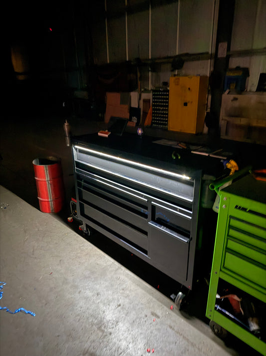 U.S. General Toolbox Compatible LED Light And Holder Kit – 56” & 72” Series 3 Boxes
